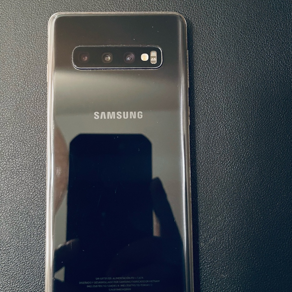 Samsung Galaxy S10 Unlocked 128GB